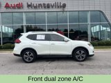 Used 2017 Nissan Rogue SL w/ SL Premium Package image 4