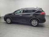 Used 2017 Nissan Rogue SV image 3