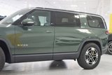Used 2022 Rivian R1S Launch Edition image 3