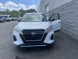 Used 2022 Nissan Kicks S image 2