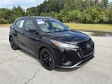 Used 2022 Nissan Kicks SR w/ Premium Package image 2