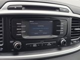 Used 2017 Kia Sorento LX image 4