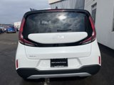 Certified 2023 Kia Soul LX image 4