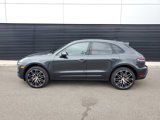 Used 2024 Porsche Macan image 2