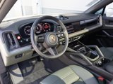 Certified 2024 Porsche Cayenne Coupe image 4