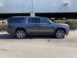 Used 2018 GMC Yukon XL Denali w/ Denali Ultimate Package image 3