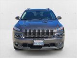 Used 2017 Jeep Cherokee Latitude w/ Comfort/Convenience Group image 2