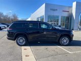 New 2025 Jeep Grand Cherokee L Laredo image 2