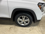 Used 2022 GMC Terrain SLE w/ Driver Convenience Package image 6