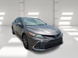 Used 2022 Toyota Camry XLE image 3