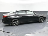 Used 2023 Nissan Altima 2.5 SR image 3