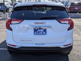 Used 2024 GMC Terrain SLT image 3