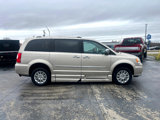 Used 2012 Chrysler Town & Country Limited image 2