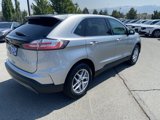Used 2023 Ford Edge SEL image 3