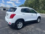 Used 2020 Chevrolet Trax LT w/ LT Convenience Package image 4