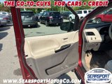 Used 2014 Toyota Sienna LE image 2