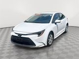 Used 2023 Toyota Corolla LE image 3