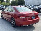 Used 2020 Volkswagen Passat 2.0T SEL image 6