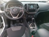 Used 2016 Jeep Cherokee Sport image 3
