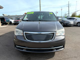 Used 2015 Chrysler Town & Country Limited Platinum image 2