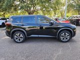 Used 2023 Nissan Rogue SV image 2