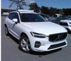 Used 2022 Volvo XC60 B5 Momentum image 2