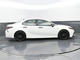Used 2021 Toyota Camry SE w/ Convenience Package image 2