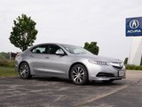 Used 2017 Acura TLX image 2