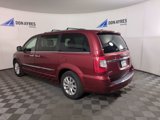 Used 2016 Chrysler Town & Country Limited Platinum image 3