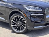 Used 2023 Lincoln Aviator Reserve w/ Equipment Group 201A image 4