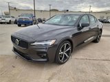 Used 2024 Volvo S60 B5 Core image 3