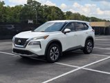 Used 2021 Nissan Rogue SV image 2