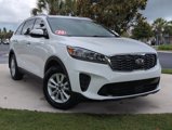 Used 2020 Kia Sorento LX w/ LX I4 Convenience Package image 2