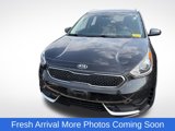 Used 2019 Kia Niro LX image 2
