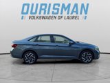 Used 2022 Volkswagen Jetta SEL image 2