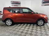 Used 2021 Kia Soul LX image 2