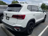 Used 2023 Volkswagen Taos SE image 4
