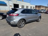 Used 2021 Ford Edge Titanium image 4