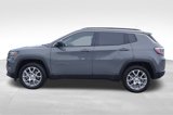 Used 2023 Jeep Compass Latitude image 3