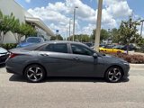 Used 2023 Hyundai Elantra Limited image 2