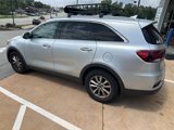 Used 2019 Kia Sorento LX w/ LX Convenience Package image 6