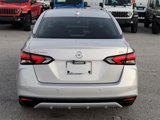 Used 2021 Nissan Versa SV image 3