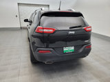 Used 2018 Jeep Cherokee Latitude Plus image 6