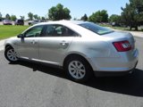 Used 2010 Ford Taurus SE image 2