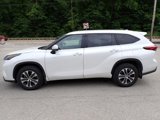 Certified 2022 Toyota Highlander XLE image 6