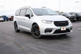 New 2024 Chrysler Pacifica Touring-L w/ S Appearance Package image 2