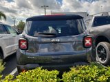 Used 2023 Jeep Renegade Latitude w/ Premium Group image 5