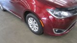 Used 2019 Chrysler Pacifica Touring-L image 5