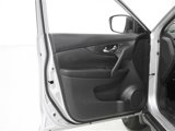 Used 2018 Nissan Rogue SV image 4