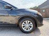Used 2014 Nissan Rogue SV image 5